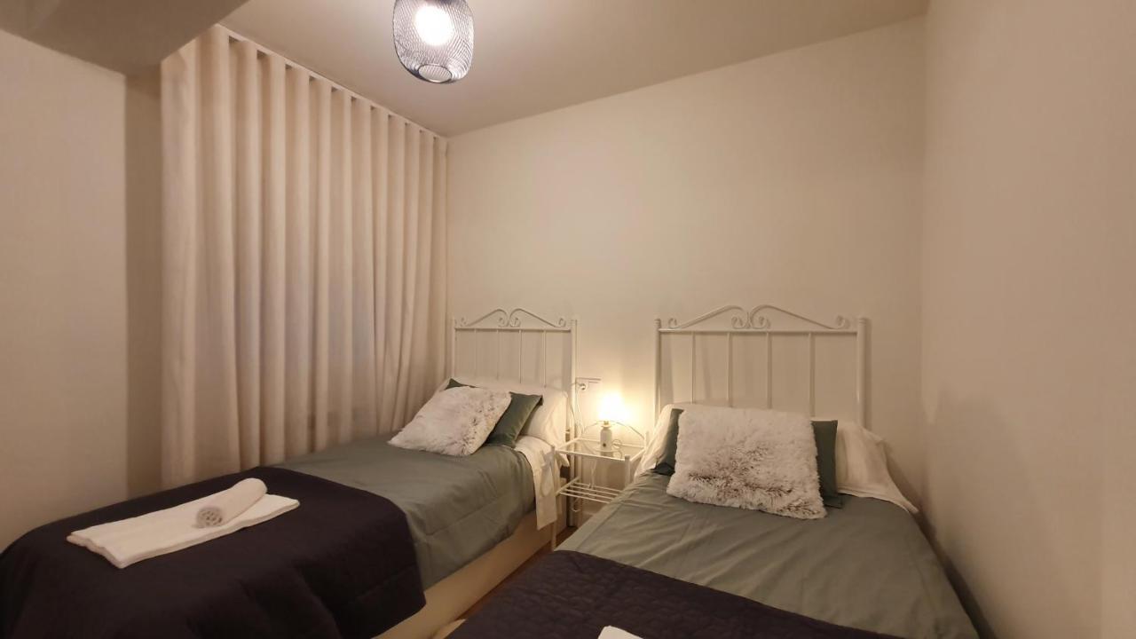 Auditorio Vicele - 2 Hab Y Sofa-Cama - Wifi - Vut-3692-As Oviedo Exterior photo